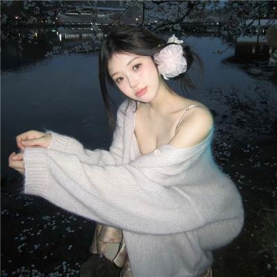 皮裘大衣女人